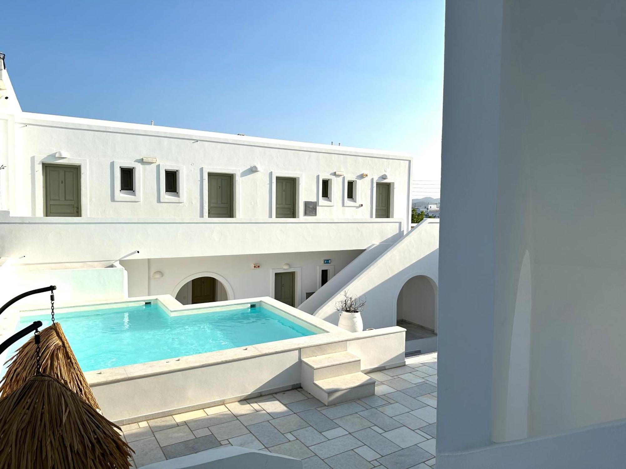 Artemis Hotel 안티파로스 외부 사진