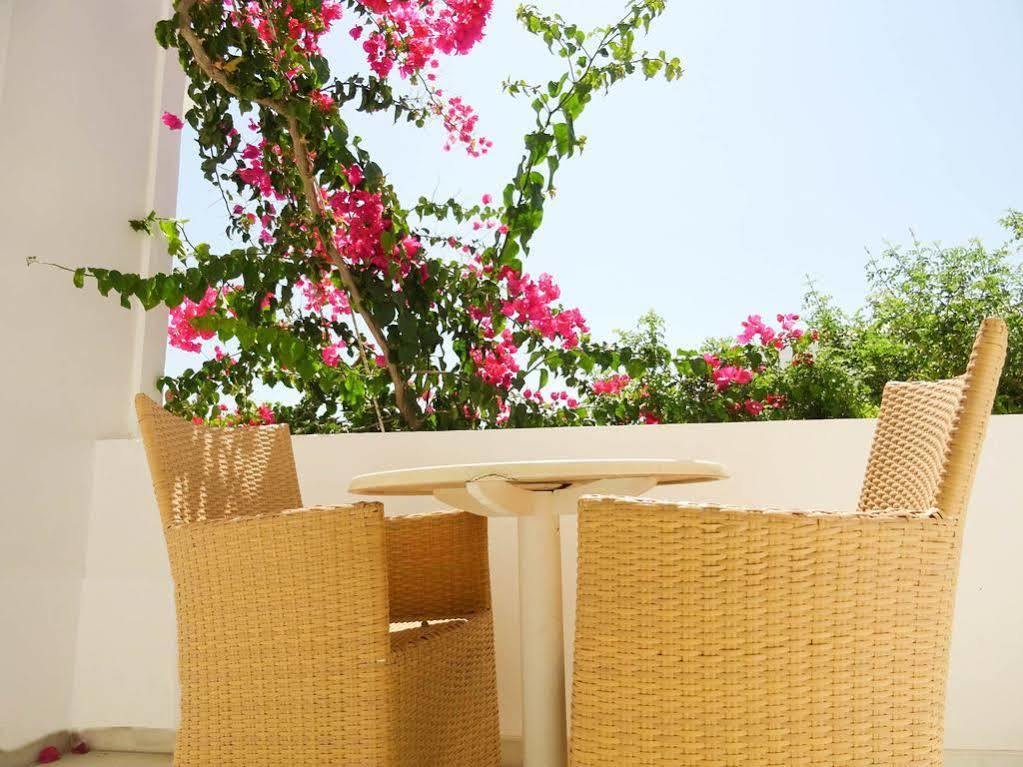 Artemis Hotel 안티파로스 외부 사진